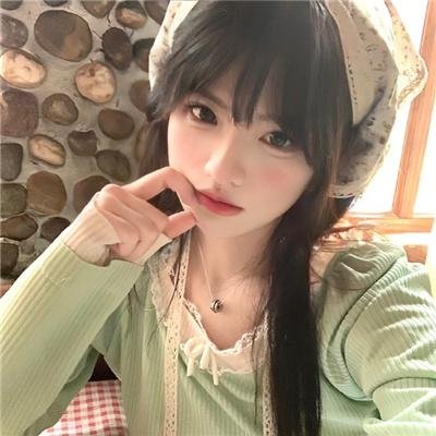 她在这里 在线观看